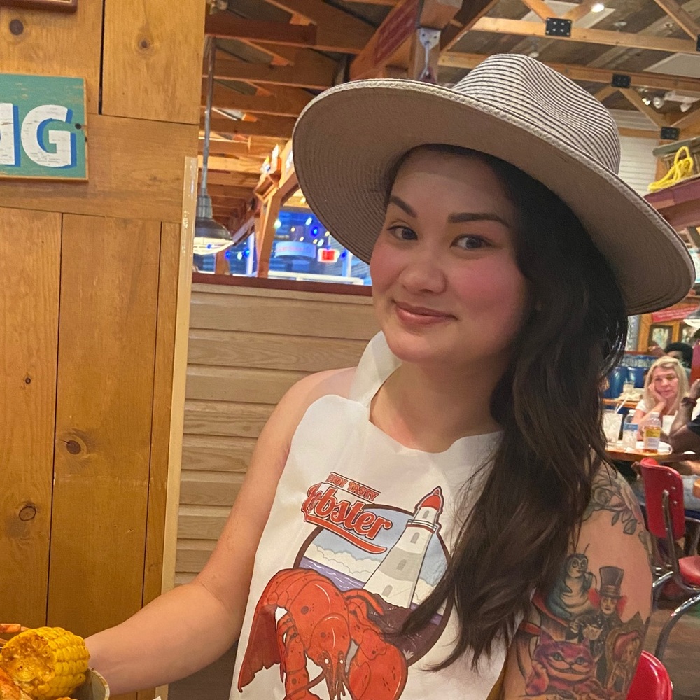 Meet your Posher, Tina max